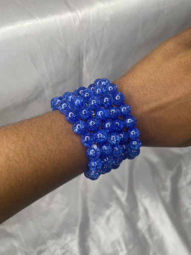 Bracelet en perle bleu foncé