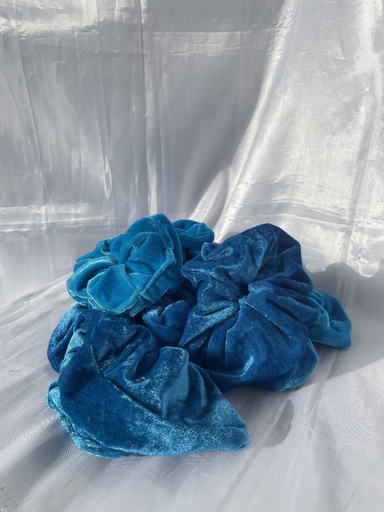 [scrun-00001] Chouchou bleu