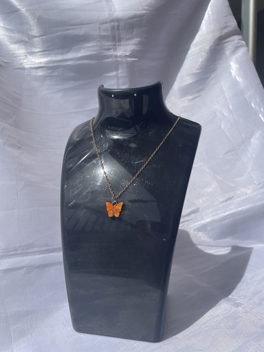 Chaîne papillon orange